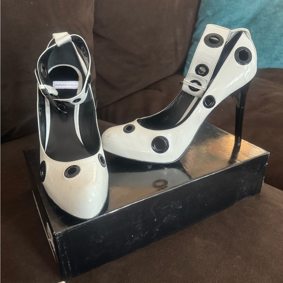 Ruthie Davis White and Black Polka Dot Heels - Picture 2 of 8